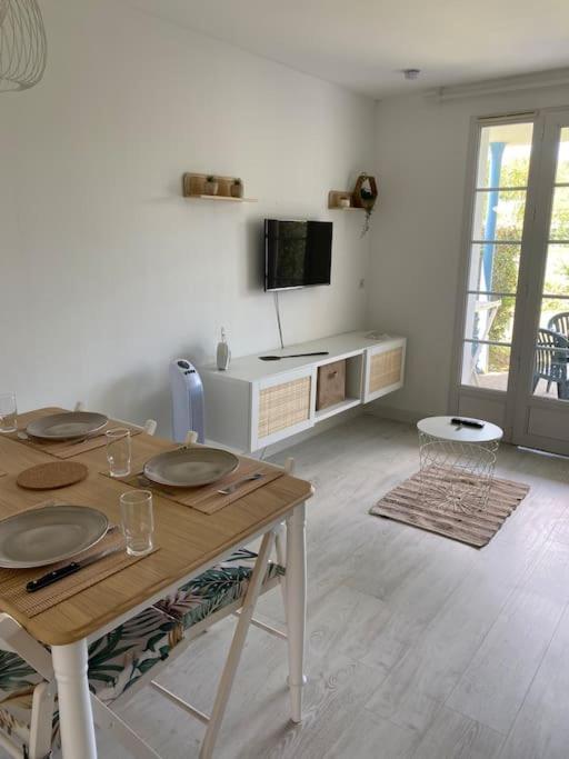 Charmant Studio Au Bord Du Lac Marciac Dış mekan fotoğraf